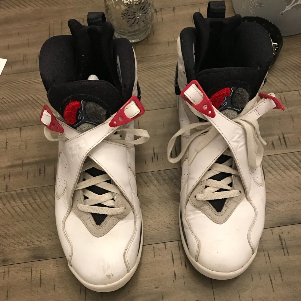 Air Jordan Retro 8 Bugs Bunnys used size 10.5